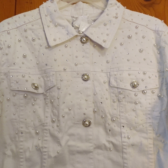 Quacker Factory Perl Rhinestone Buttoned Denim Jacket - Picture 2 of 11